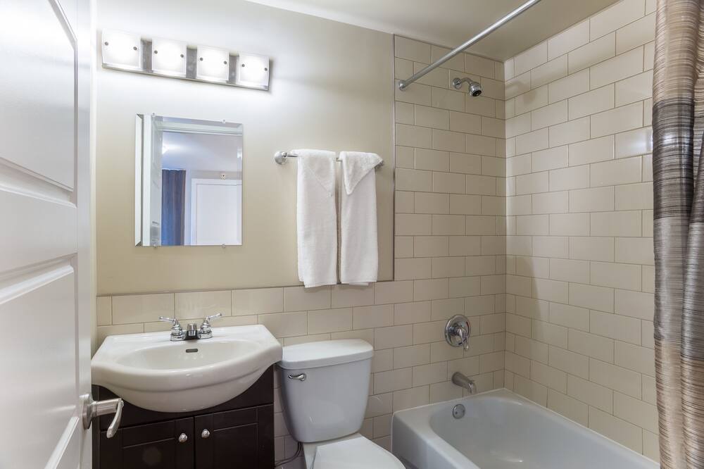 Photo of Bathroom in Brossard