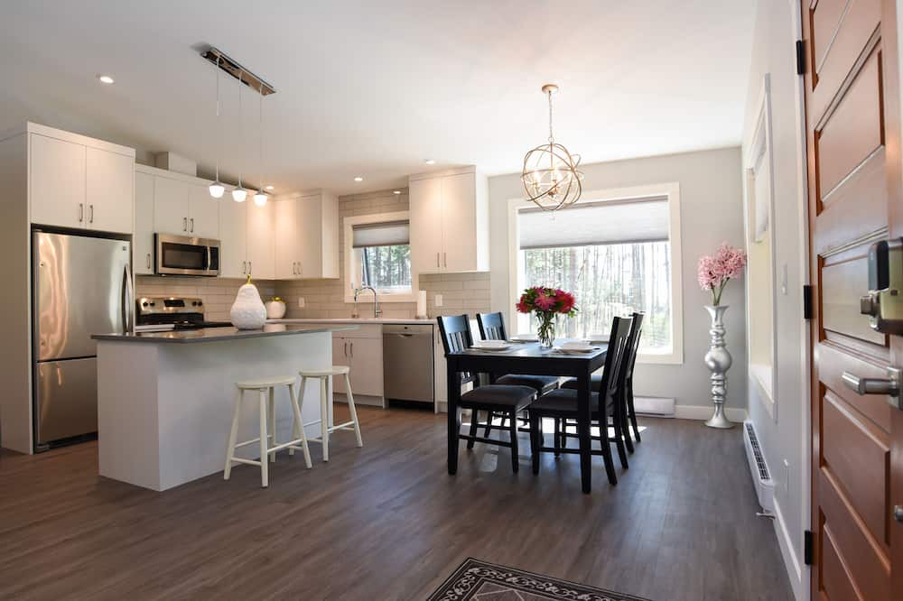 Photo of Kitchen in Comox