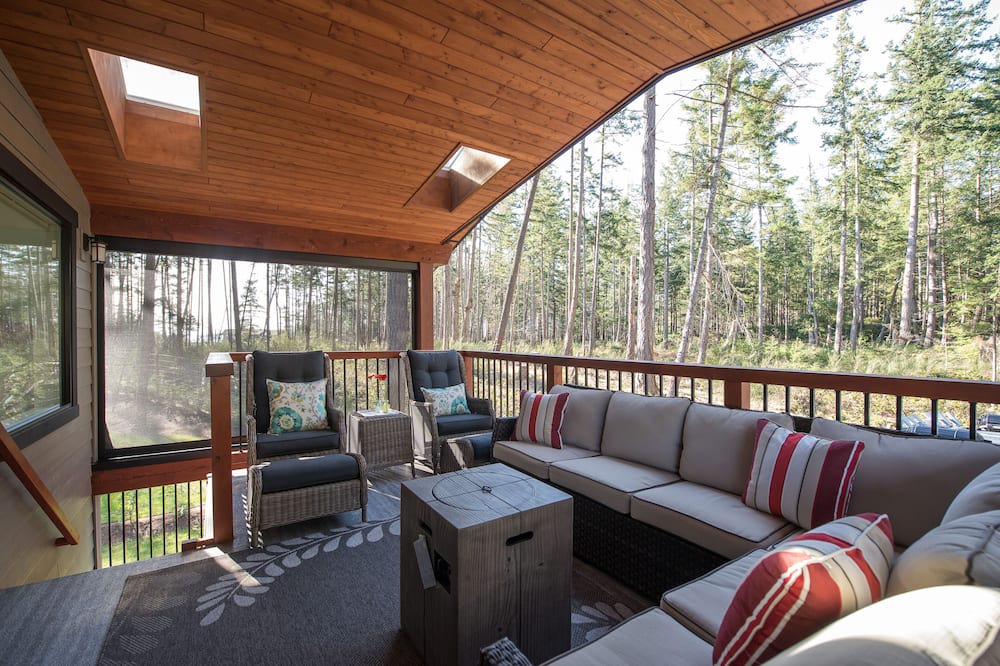 Photo of Patio Balcony in Comox