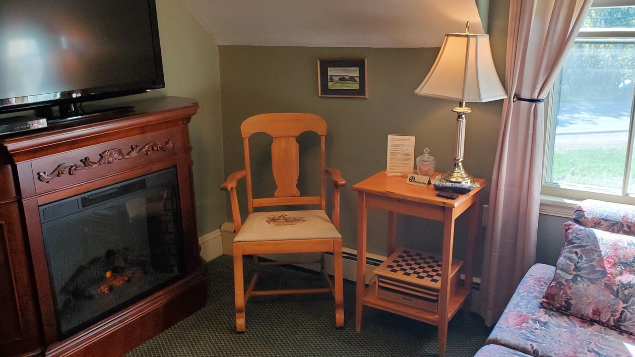 Photo of Bedroom in Lorneville