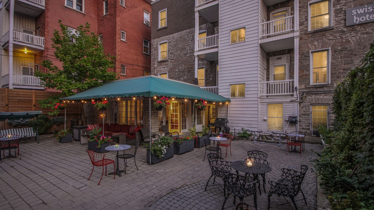 Photo of Patio Balcony in Downtown Ottawa