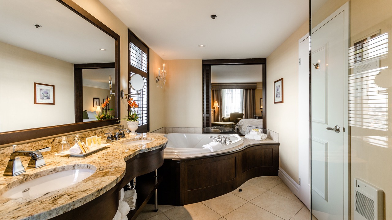 Photo of Bathroom in Laval