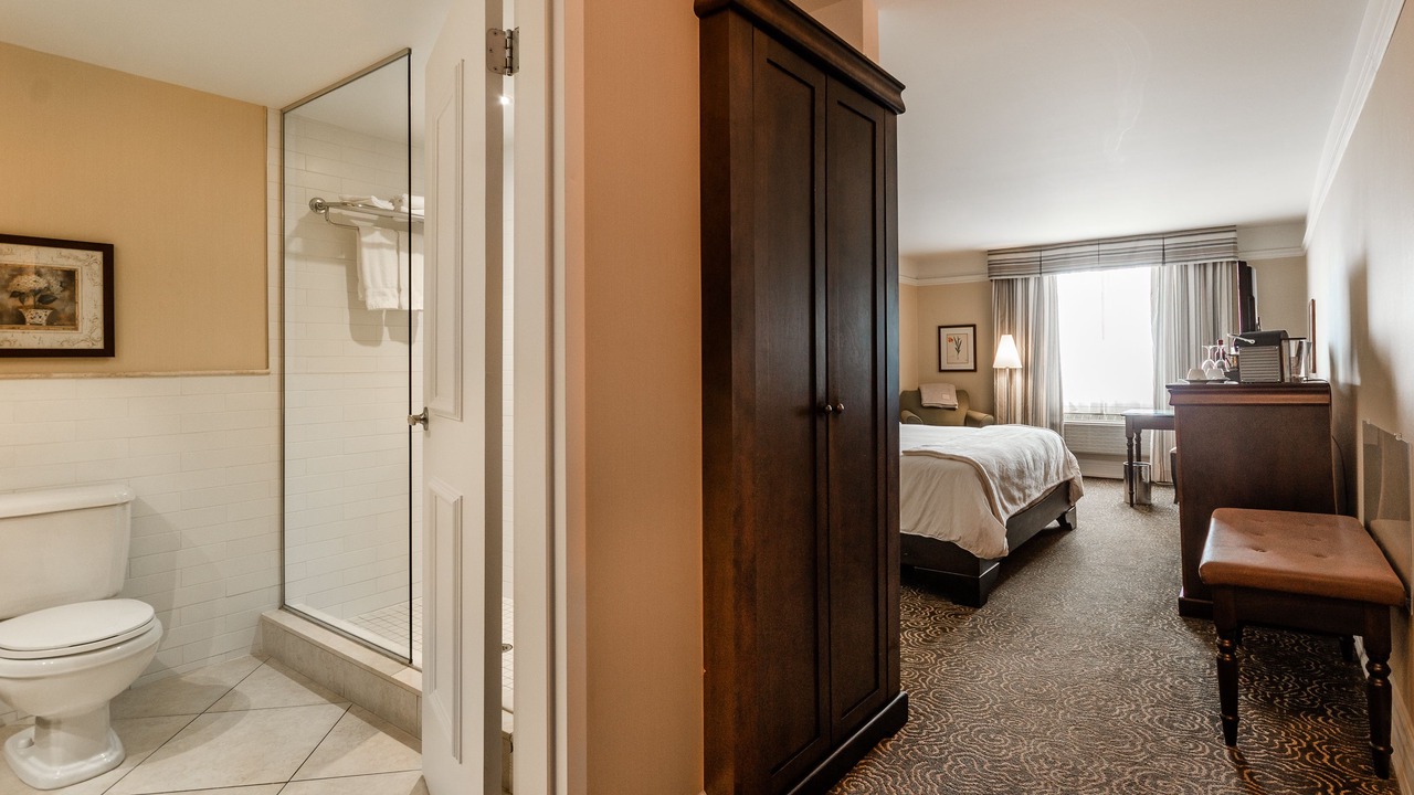 Photo of Bathroom in Laval