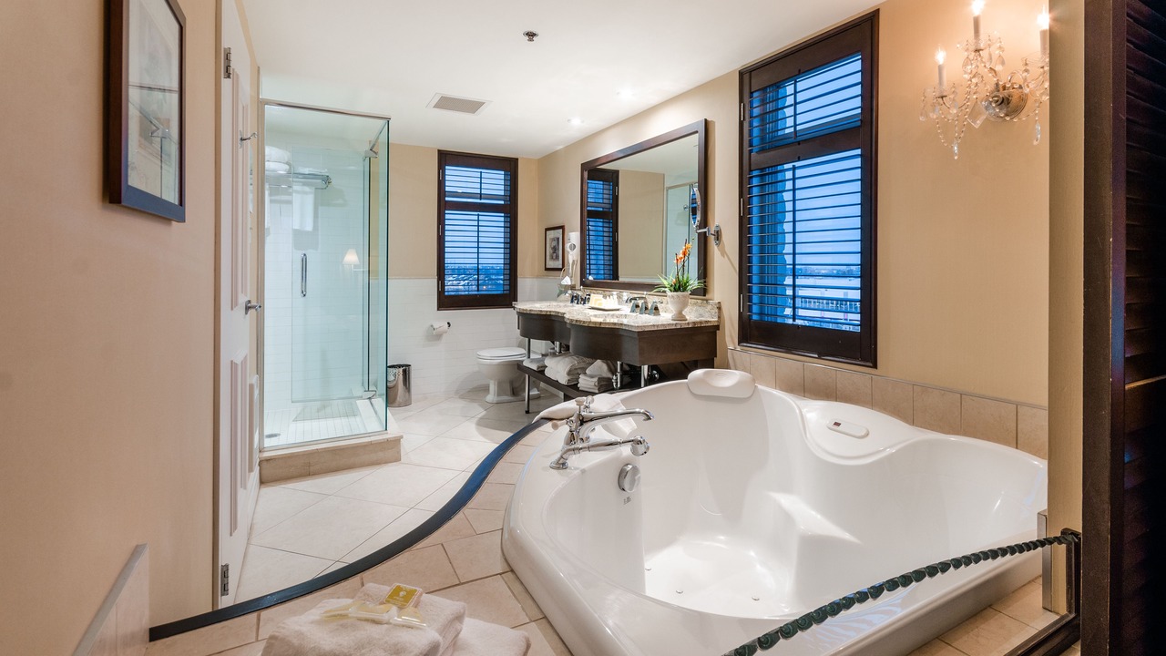 Photo of Bathroom in Laval