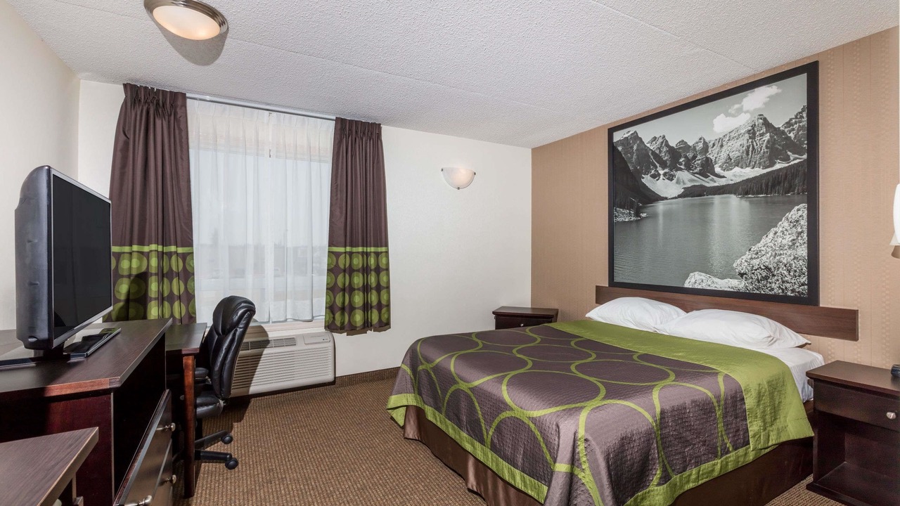 Photo of Bedroom in Edson