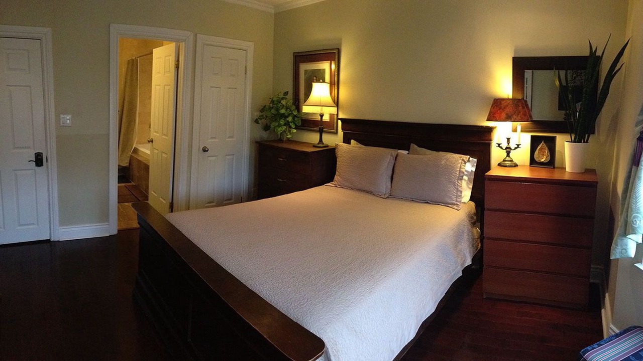 Photo of Bedroom in Cabbagetown South