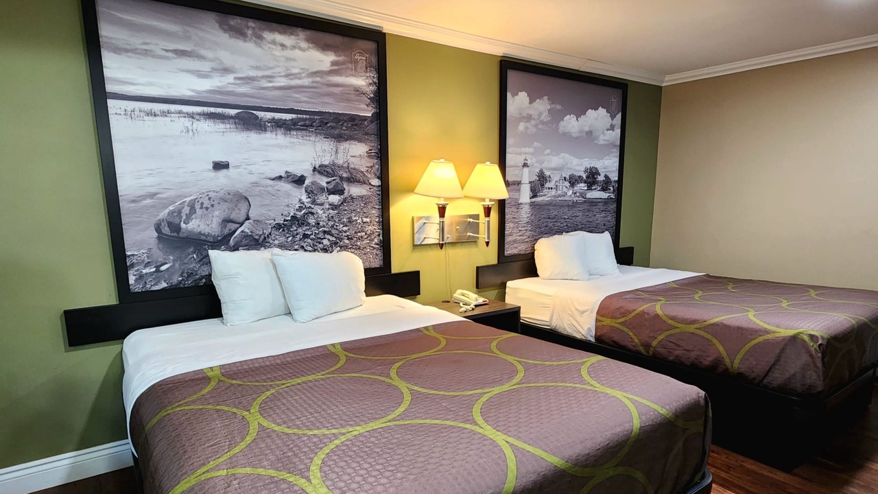 Photo of Bedroom in Laurentian Valley