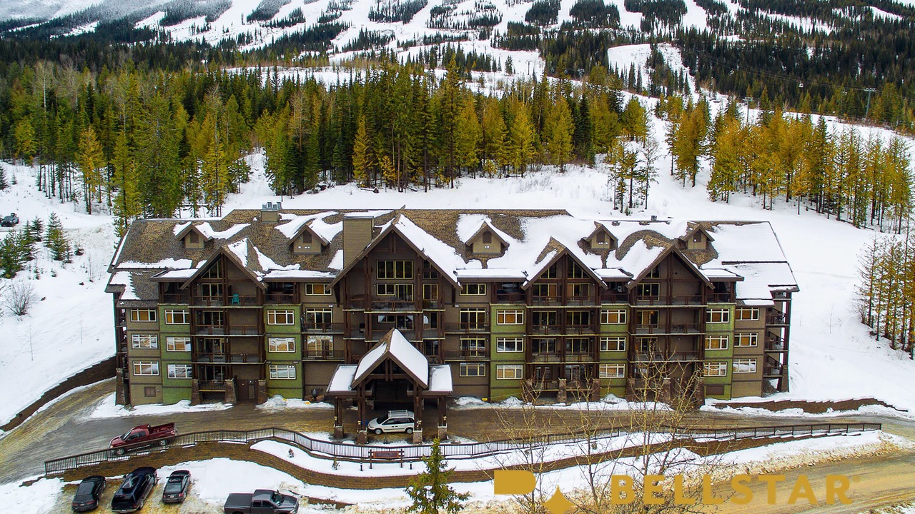 Photo of Outdoor in Golden