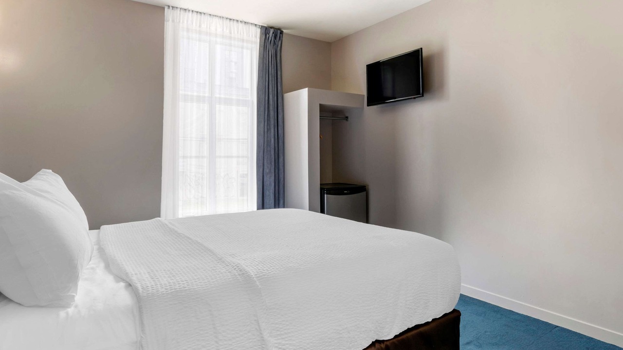 Photo of Bedroom in Gay Village