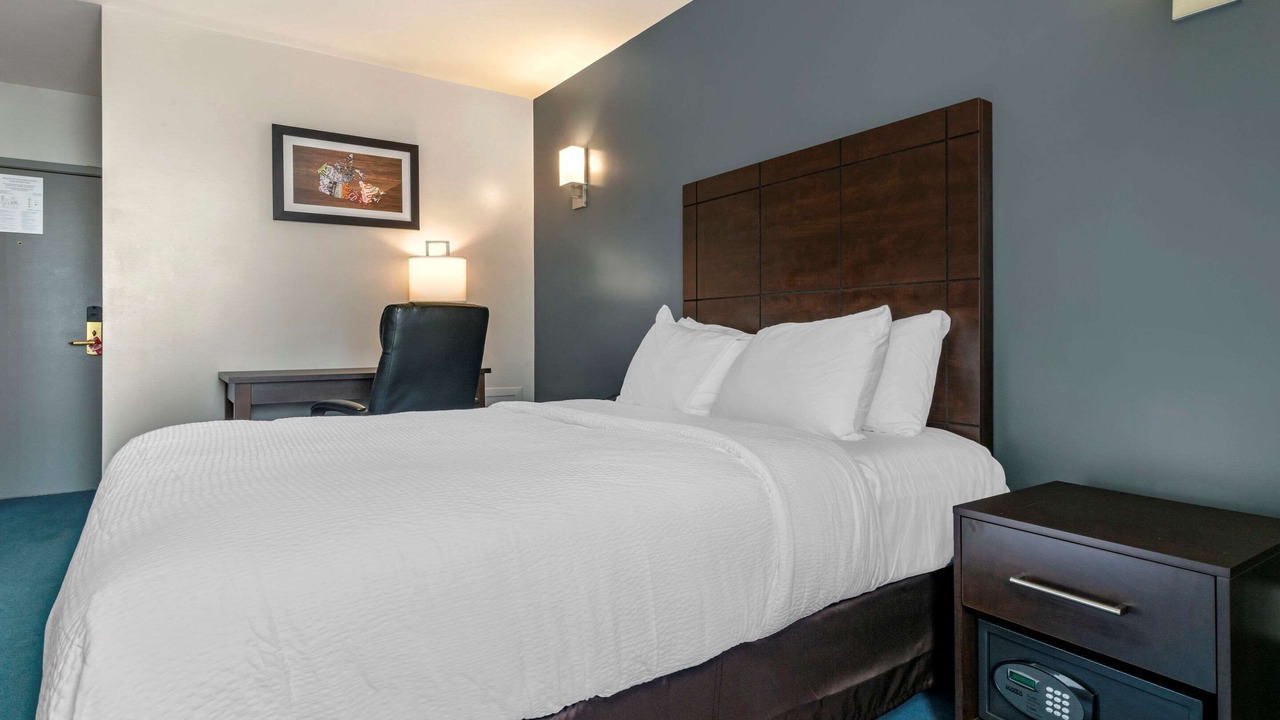 Photo of Bedroom in Gay Village