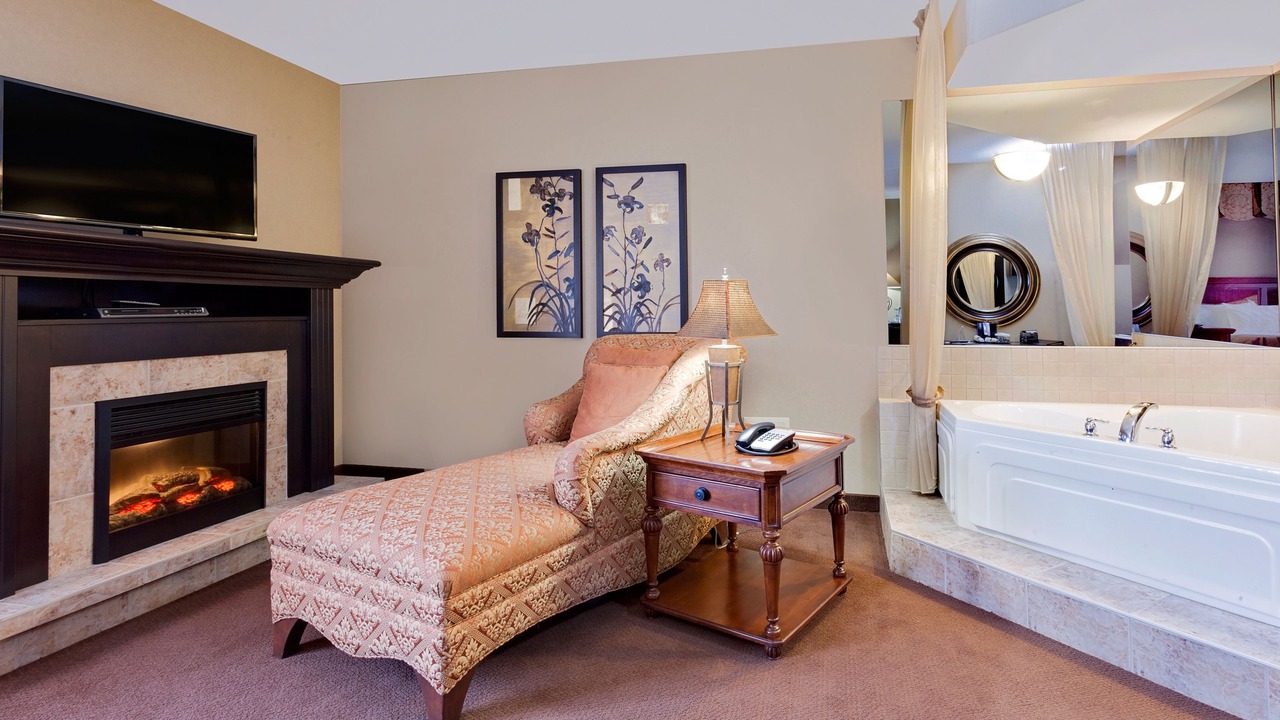 Photo of Livingroom in Camrose