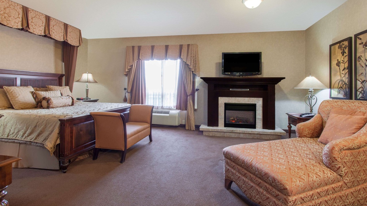 Photo of Livingroom in Camrose