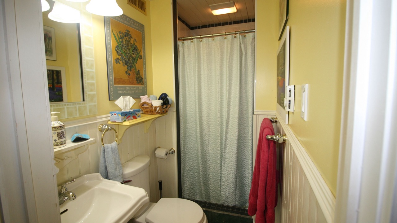 Photo of Bathroom in Hamilton