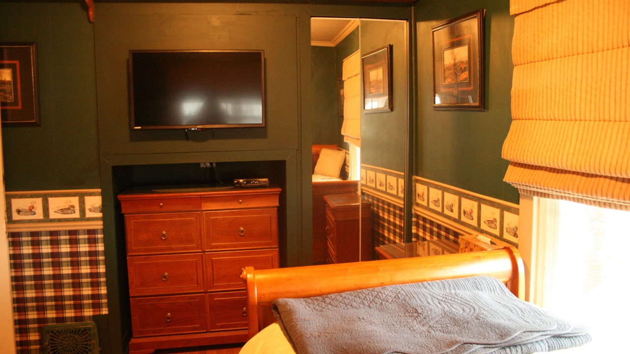 Photo of Bedroom in Hamilton