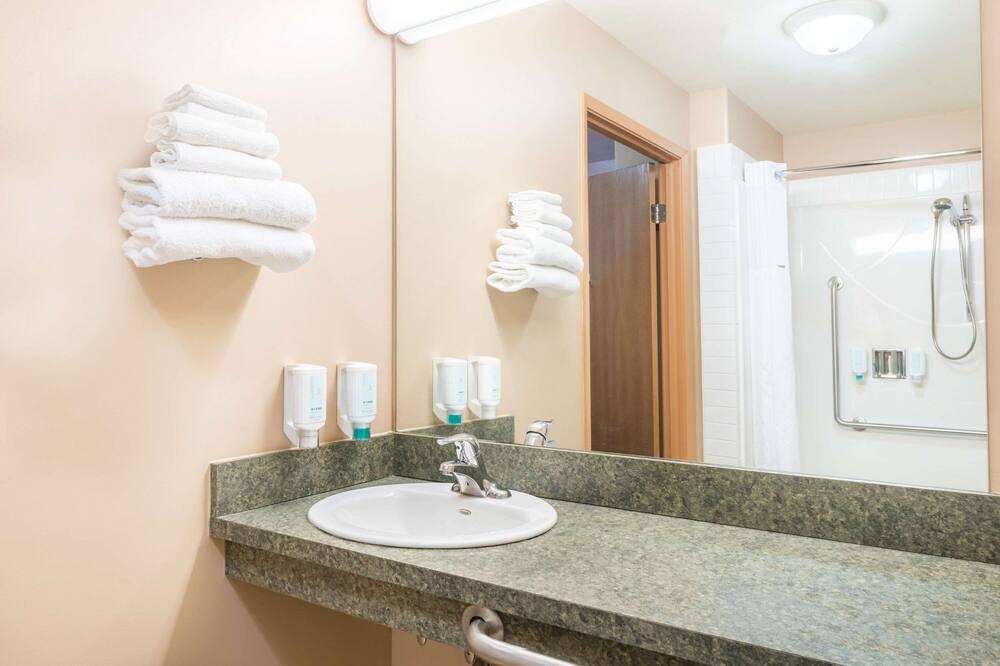 Photo of Bathroom in Terra Nova