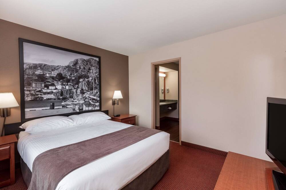 Photo of Bedroom in Terra Nova