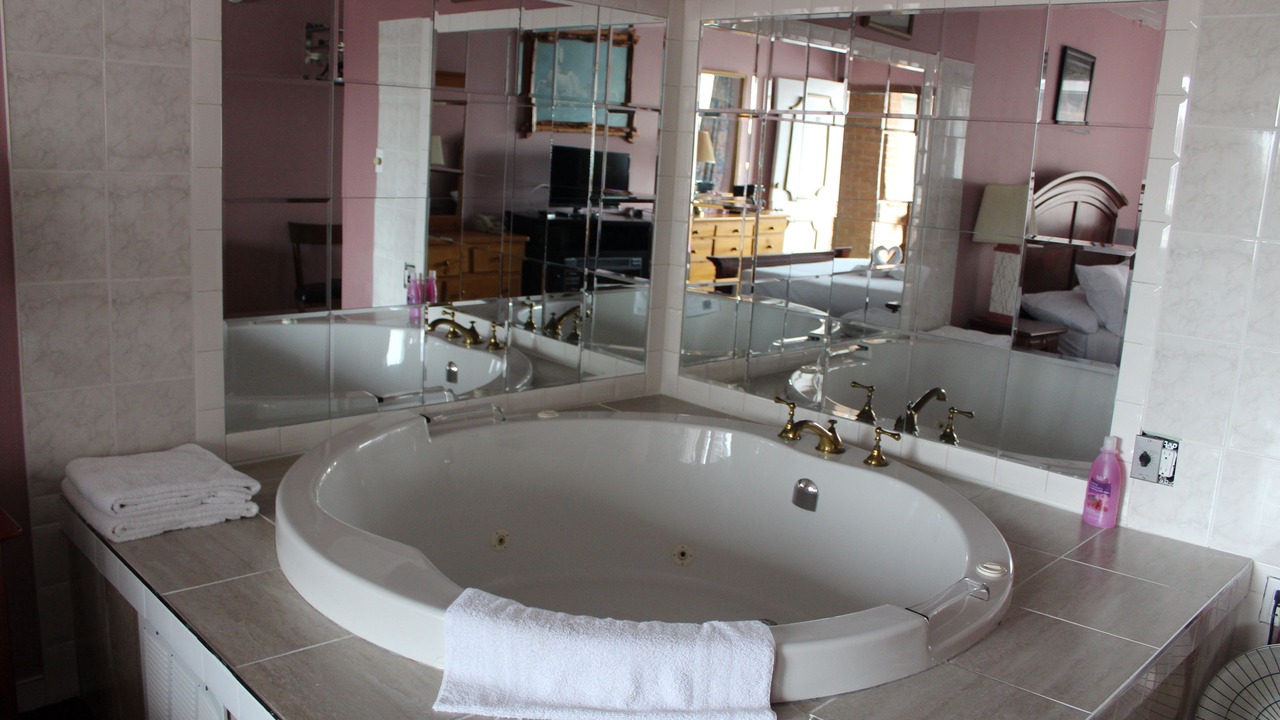 Photo of Livingroom in Fallsview