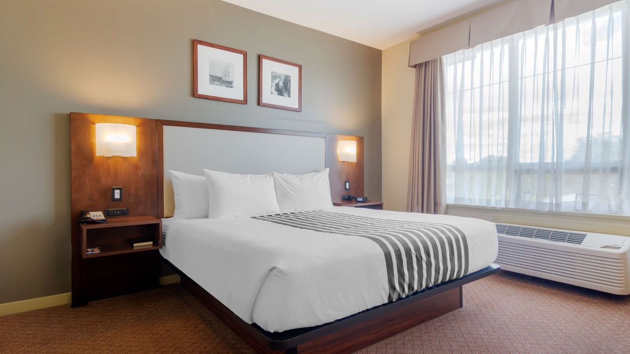 Photo of Bedroom in Chemainus