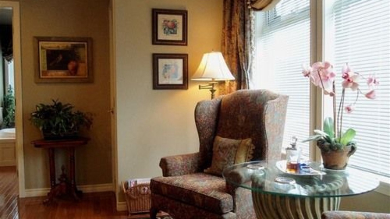 Photo of Bedroom in Booktown