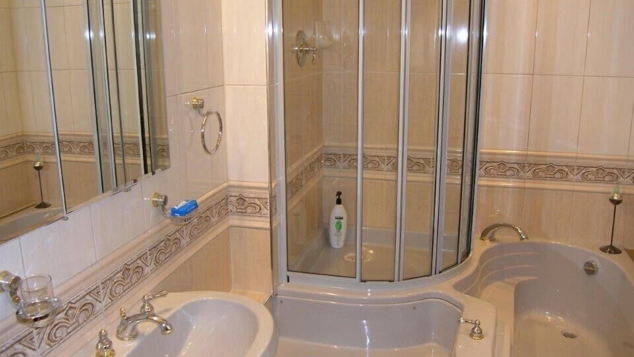 Photo of Bathroom in Lower Lonsdale