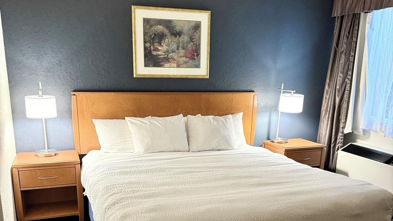 Photo of Bedroom in Drayton Valley