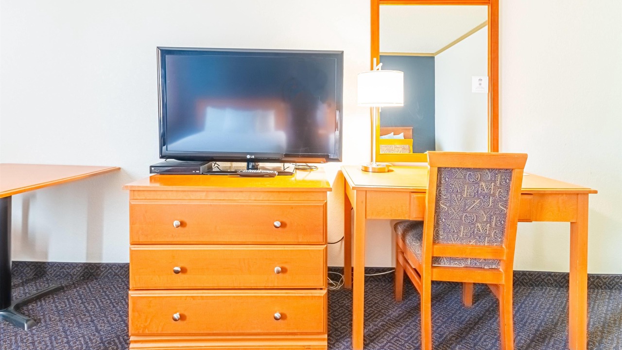 Photo of Bedroom in Drayton Valley