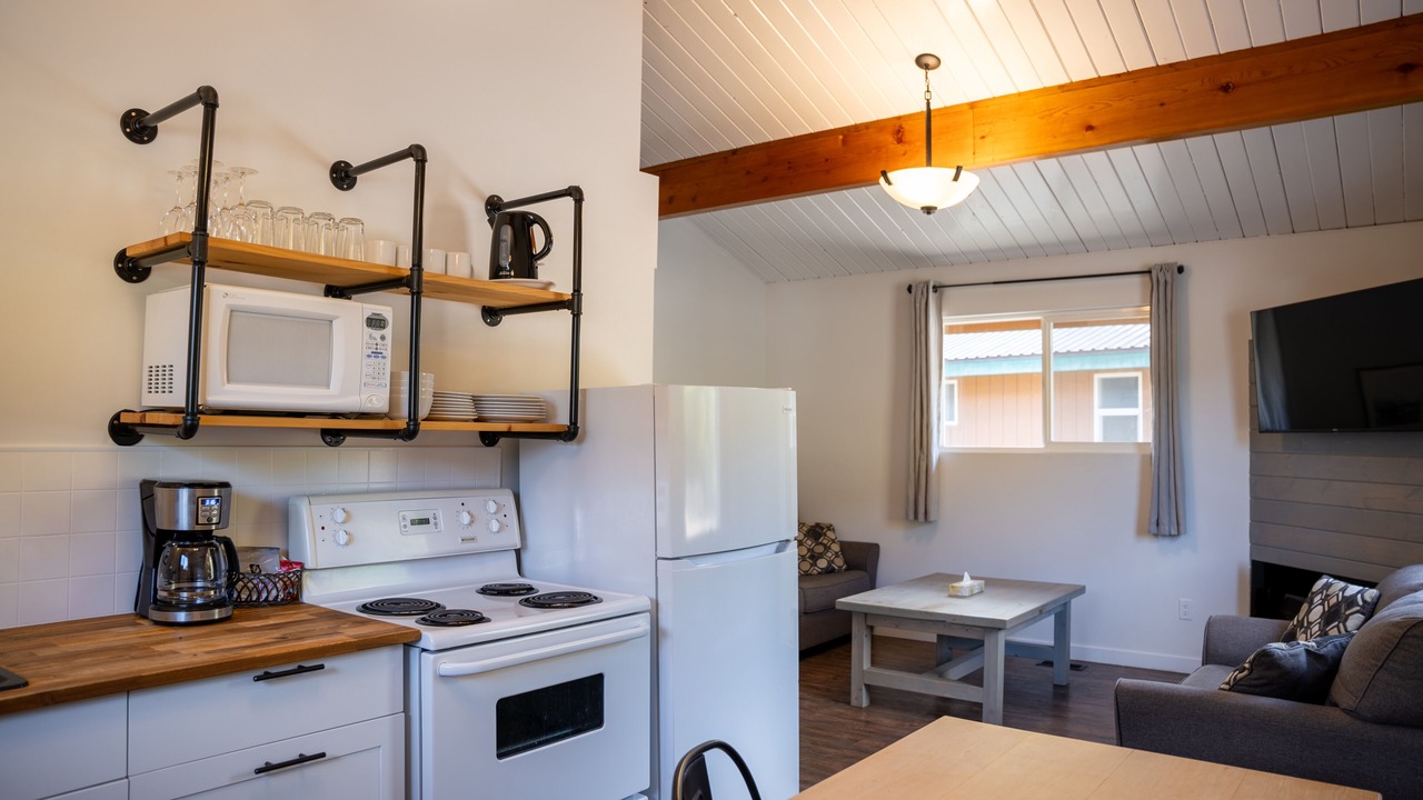 Photo of Kitchen in Okanagan-Similkameen