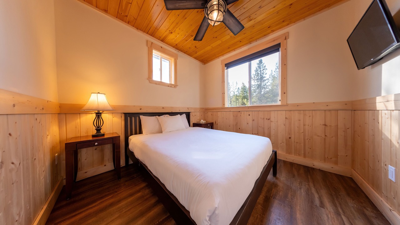Photo of Bedroom in Okanagan-Similkameen