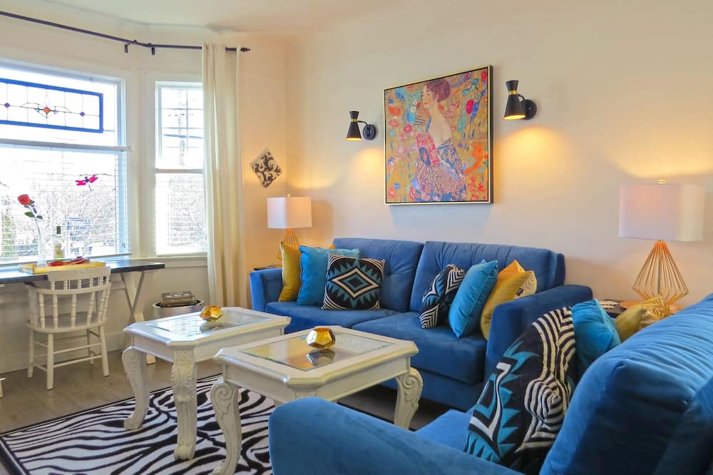 Photo of Livingroom in Fairfield