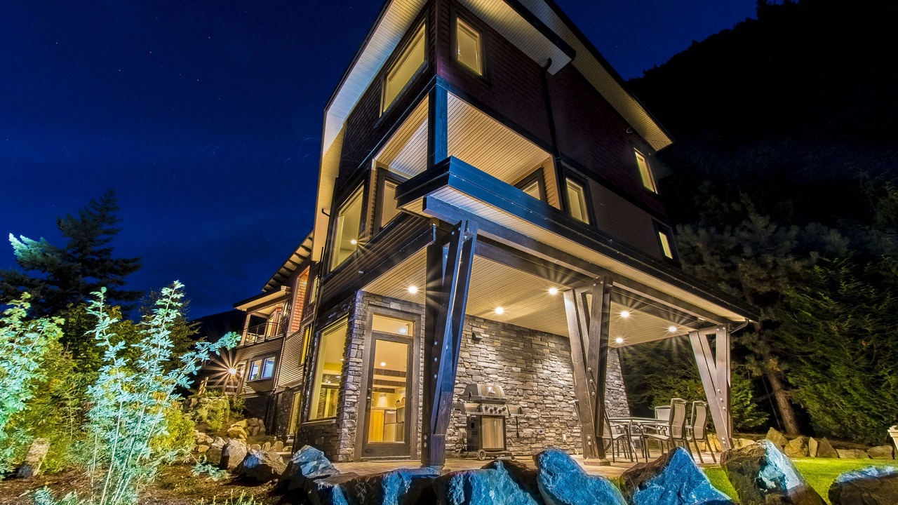 Photo of Outdoor in Harrison Hot Springs
