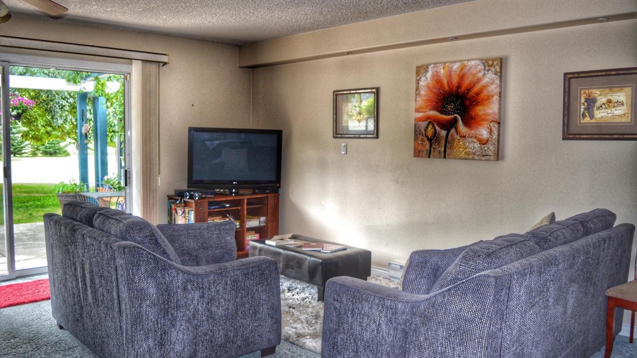 Photo of Livingroom in Chase