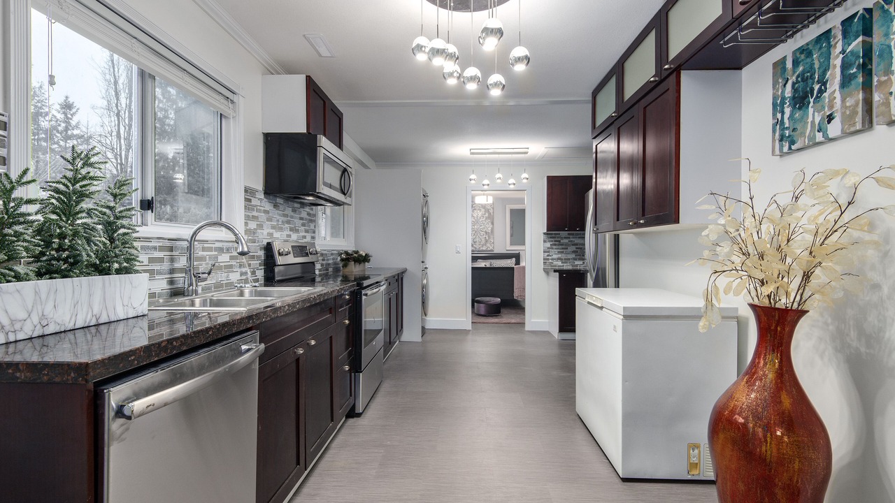 Photo of Kitchen in Maple Ridge