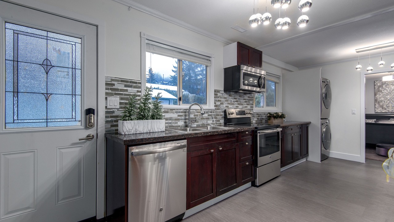 Photo of Kitchen in Maple Ridge