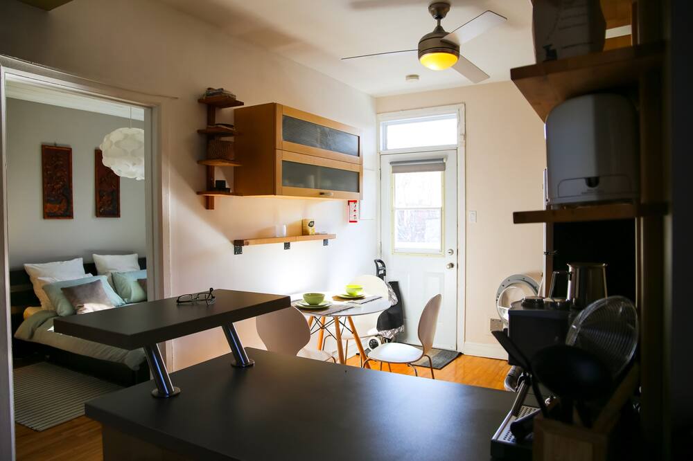 Photo of Livingroom in Vieux-Rosemont