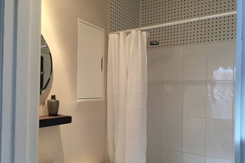 Photo of Bathroom in Vieux-Rosemont