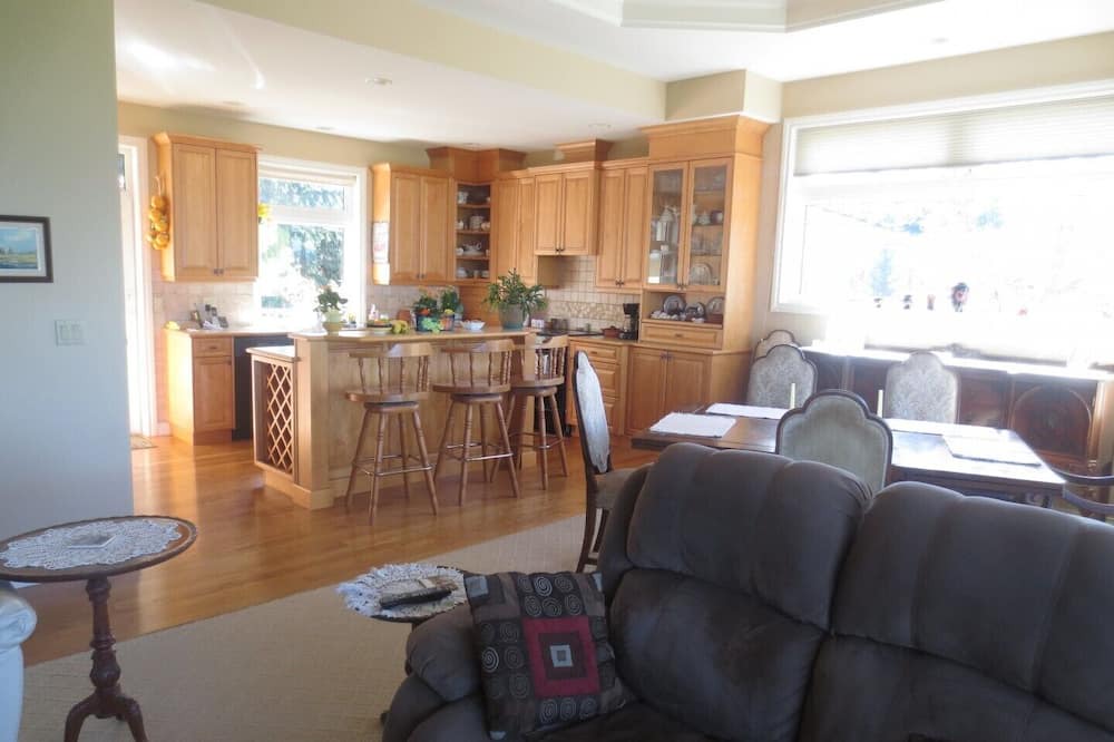 Photo of Bedroom in Regional District of Nanaimo