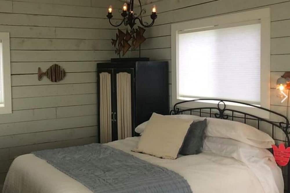 Photo of Bedroom in Indian Harbour