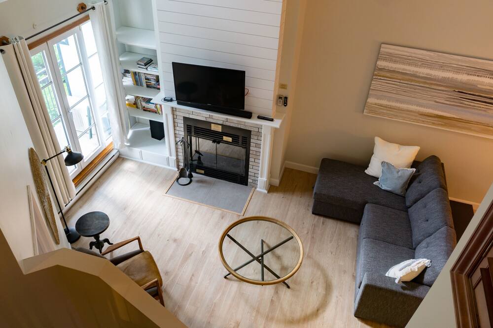 Photo of Livingroom in Mont-Tremblant Pedestrian Village