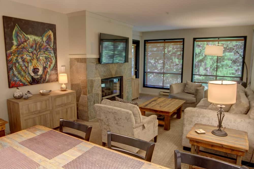 Photo of Bedroom in Blackcomb