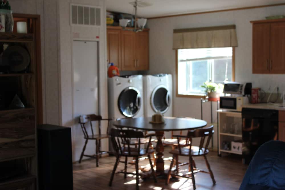 Photo of Kitchen in Okanagan-Similkameen