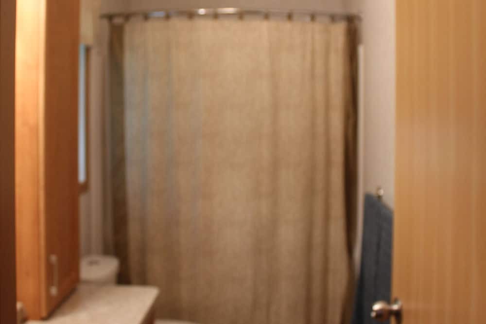 Photo of Bathroom in Okanagan-Similkameen