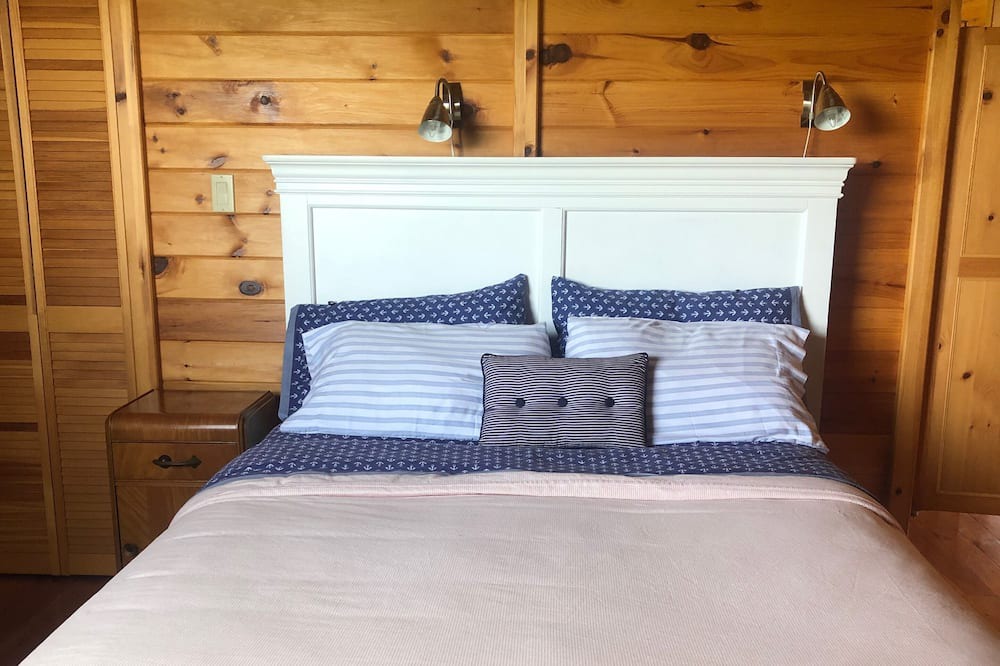 Photo of Bedroom in Park Corner