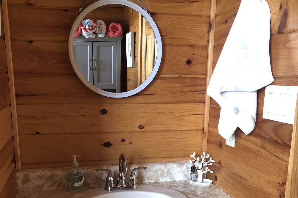 Photo of Bathroom in Park Corner
