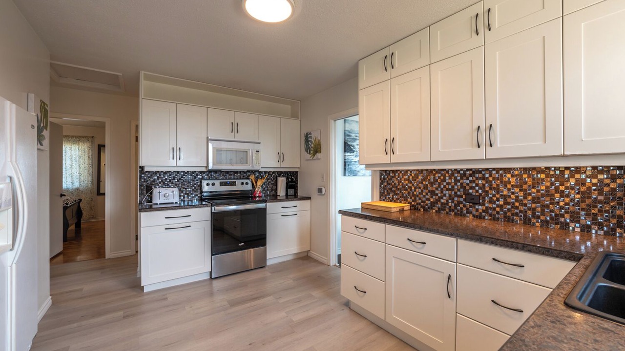 Photo of Kitchen in Okanagan-Similkameen