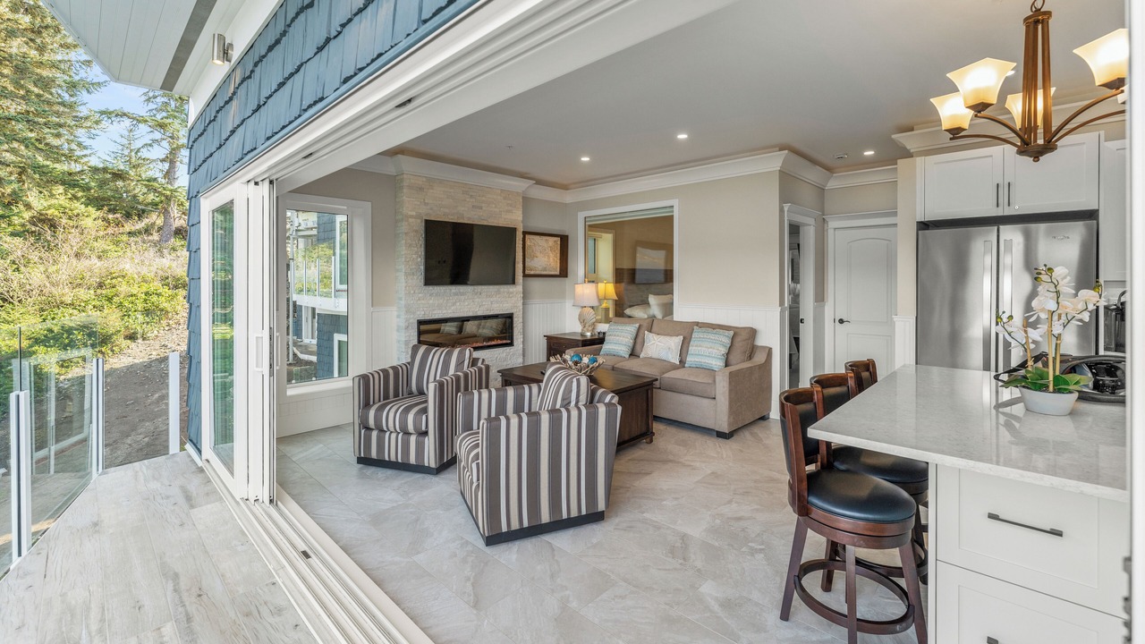 Photo of Livingroom in Sooke