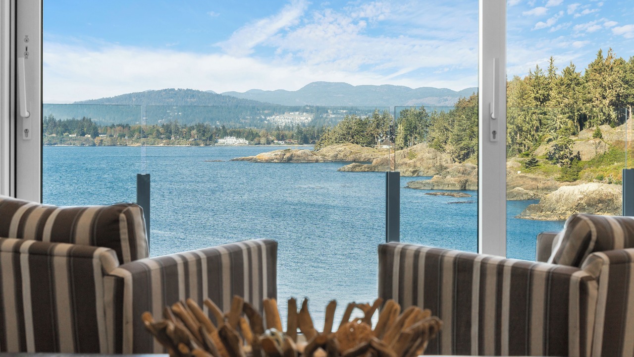 Photo of Livingroom in Sooke
