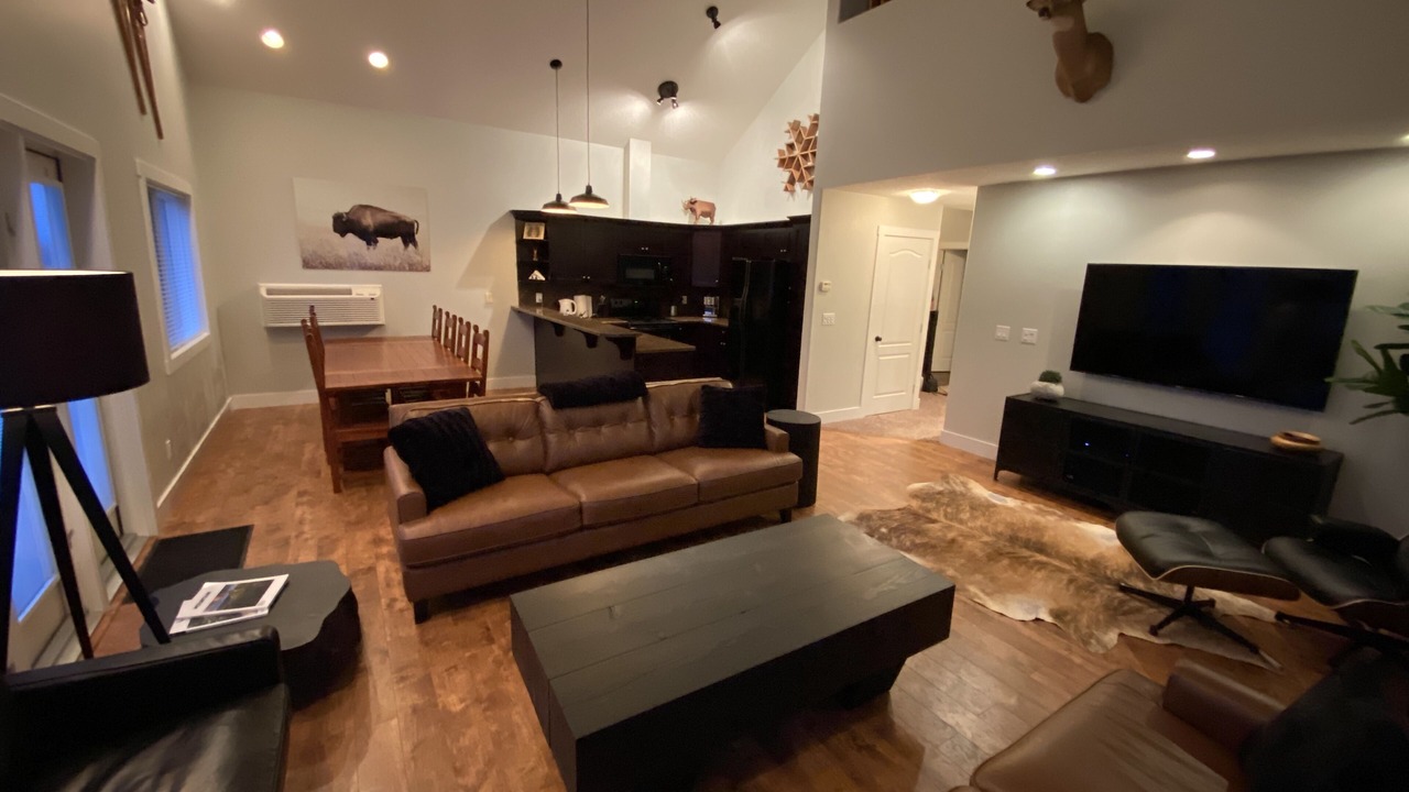 Photo of Livingroom in East Kootenay