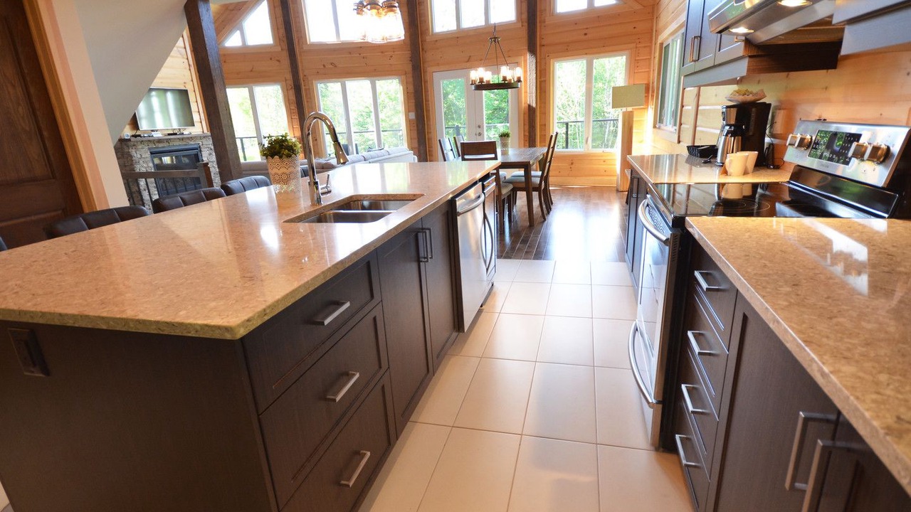 Photo of Kitchen in Sainte-Marguerite-du-Lac-Masson