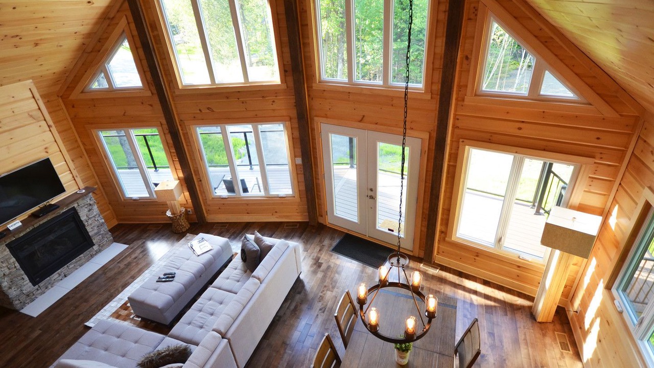 Photo of Livingroom in Sainte-Marguerite-du-Lac-Masson