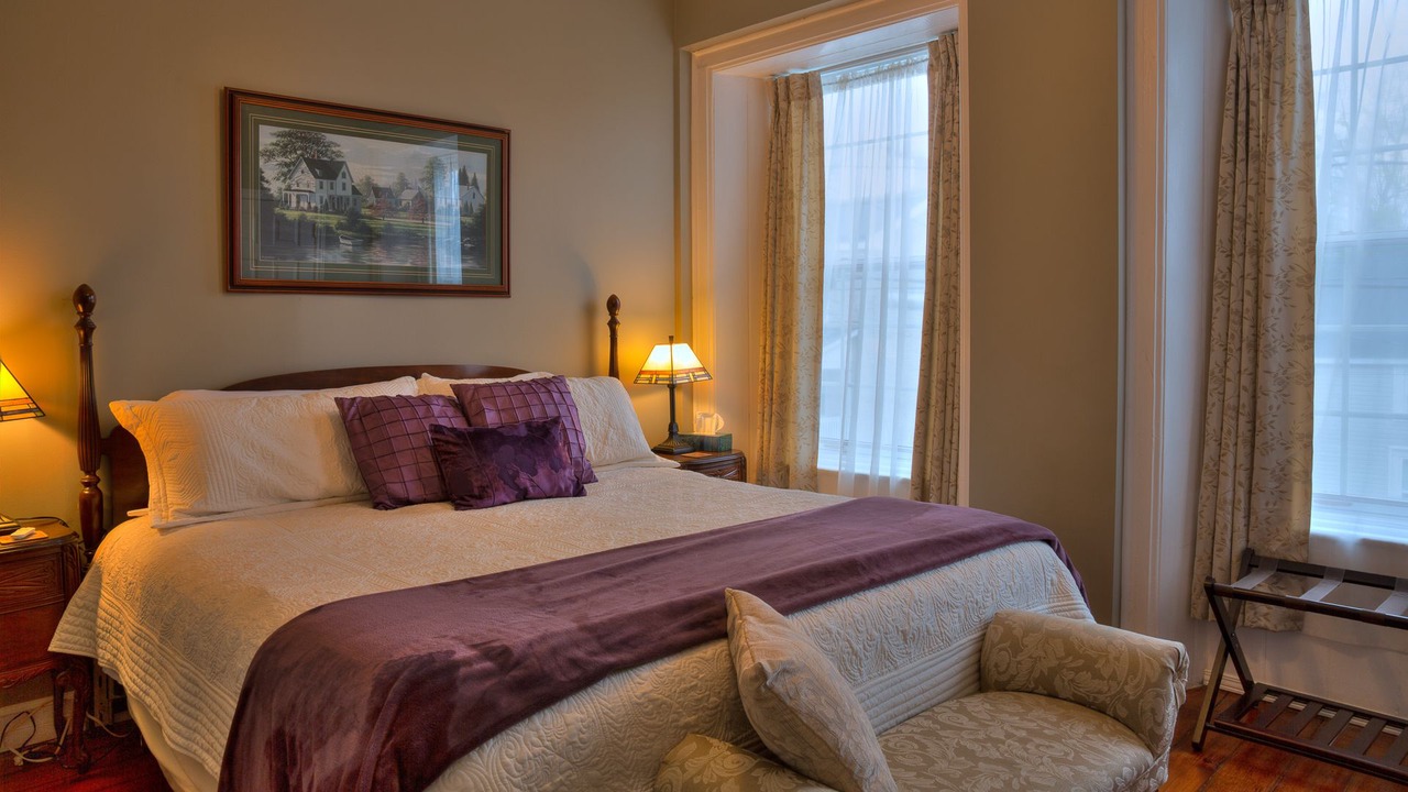Photo of Livingroom in Brockville
